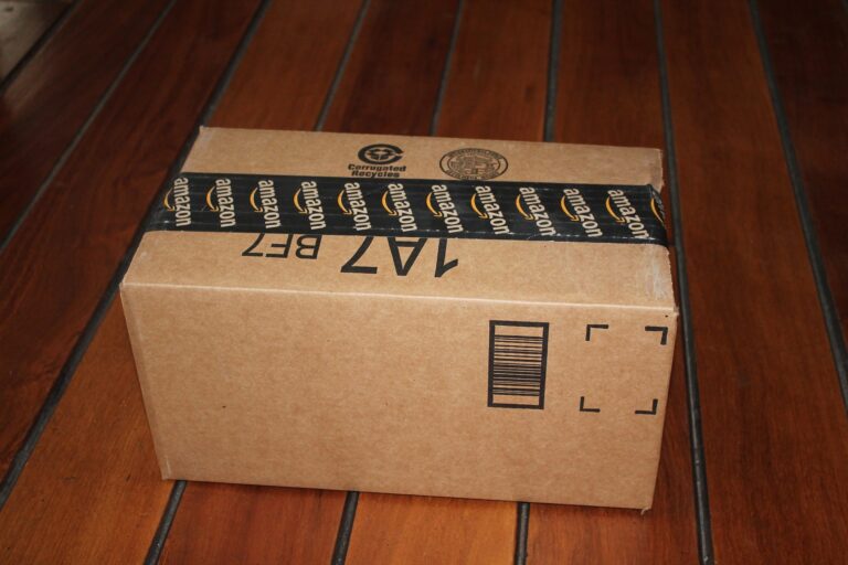 4 Ways eCommerce Stores Deal With Lost & Stolen Packages